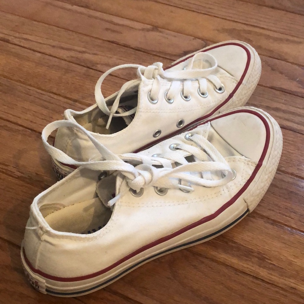 Women’s Low Top White Converse